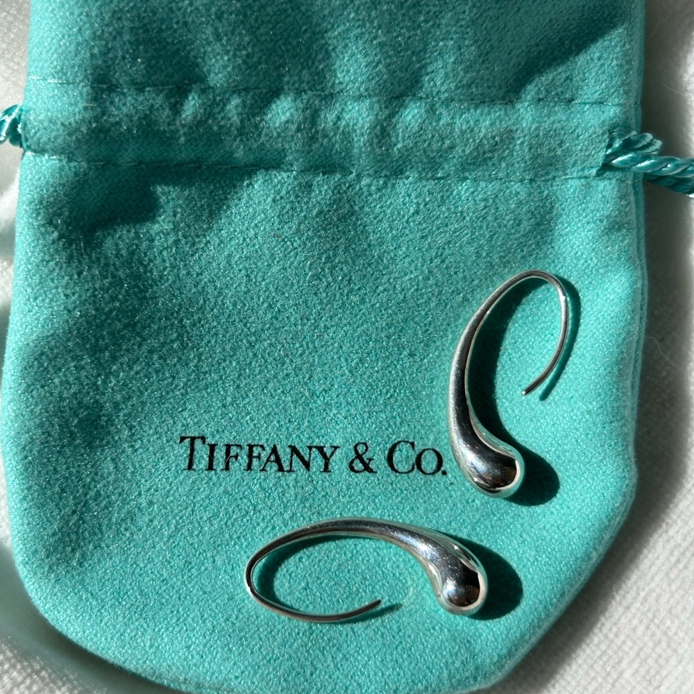 Tiffany & Co. Elsa Peretti “Teardrop” Earrings - Picture 2 of 5